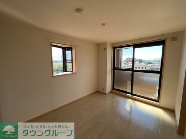 ラ・エルシオンの物件内観写真